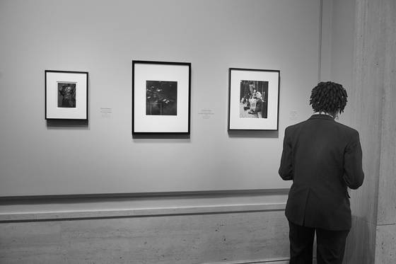 Gallery_guard
