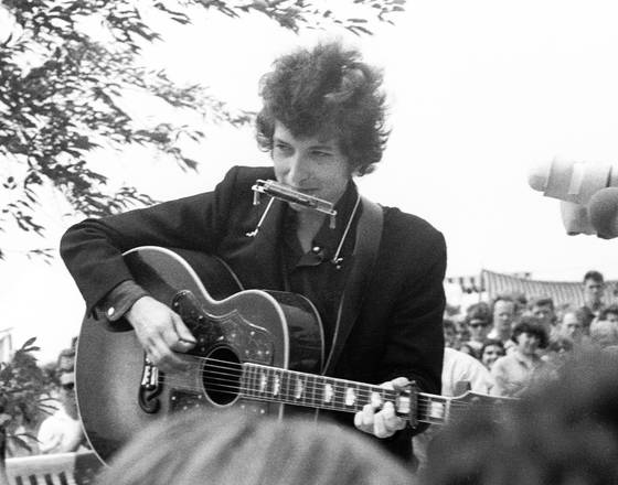 Dylan_at_newport