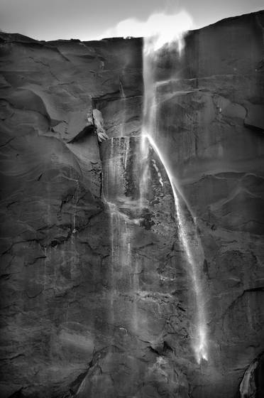 Bridal_veil_falls_and_the_wind