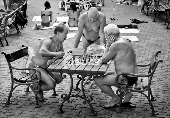 Szechenyi_bath_chess_players