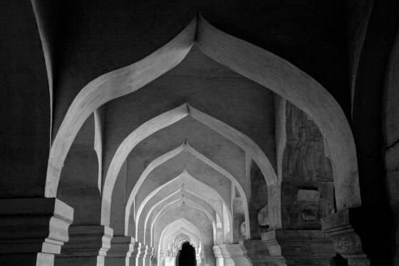 Eccentric_arches