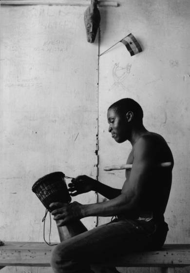 Nash_lacing_drum