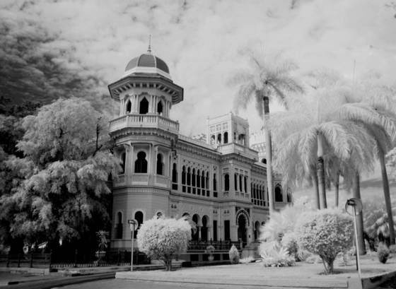 Cienfuegos_palacio_devalle