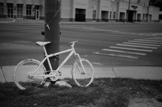 Ghost_bike