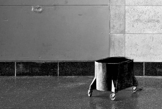 Bucket_on_wheels