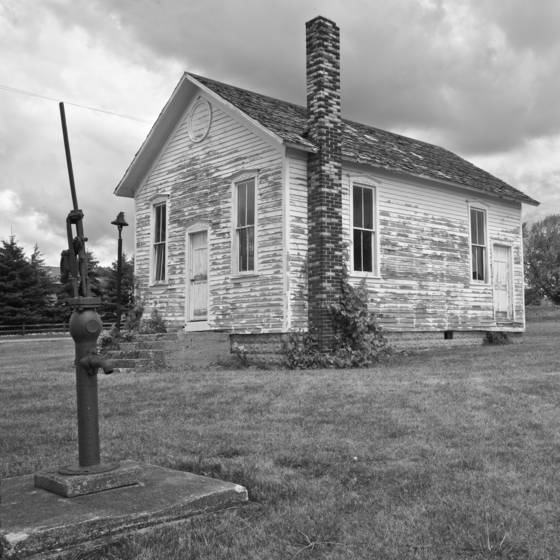 Michigan_schoolhouse