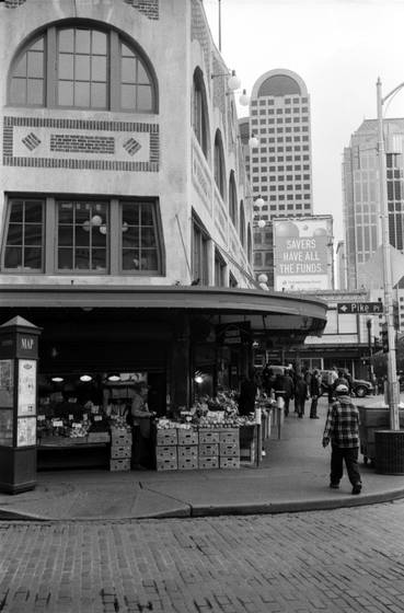 Pikes_fish_market