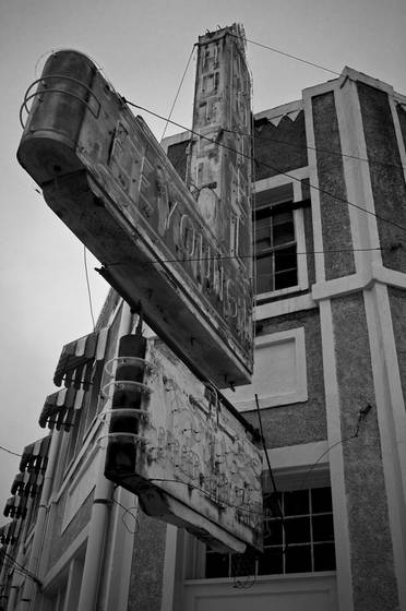 Corner_hotel__2