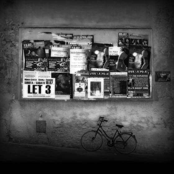 Adverts_and_bike