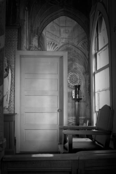 St_benedict_s_painted_church_door