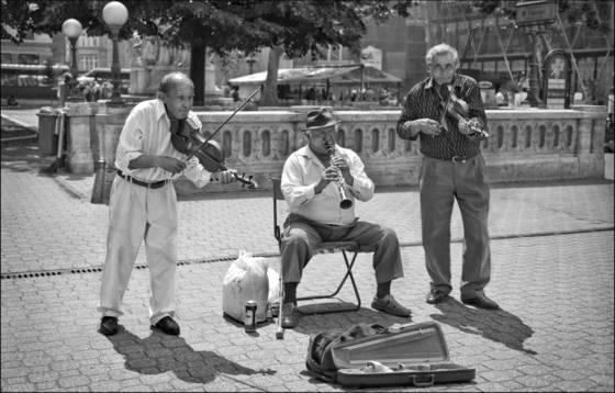 Street_musicians