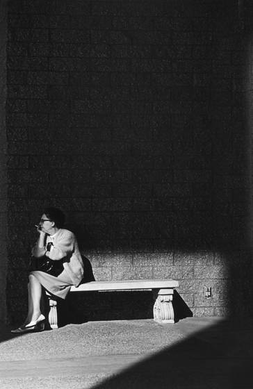 Seated_figure