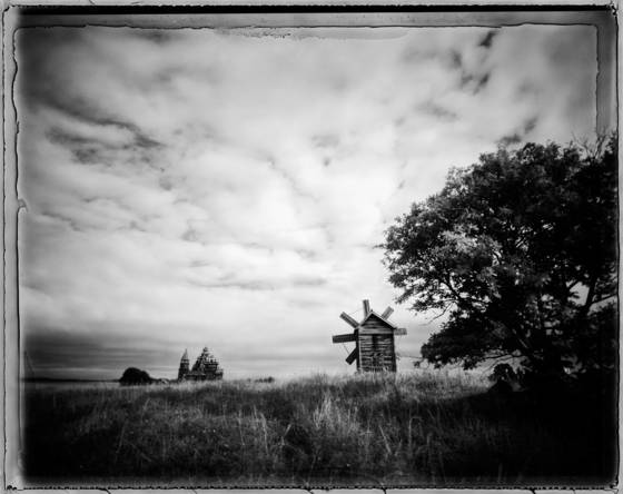 Cathedral_and_windmill