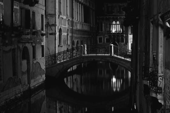 Canal_and_bridge