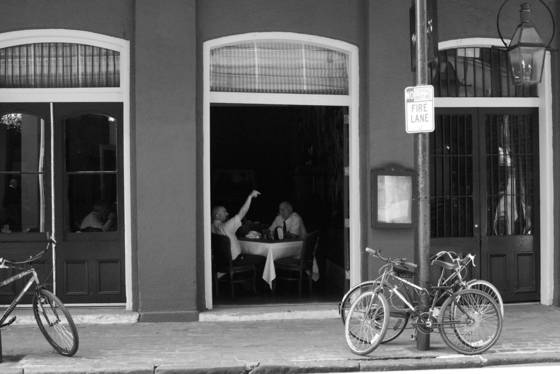 Doorway_lunch_time