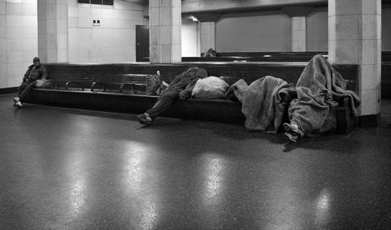 Bus_station_residents__2