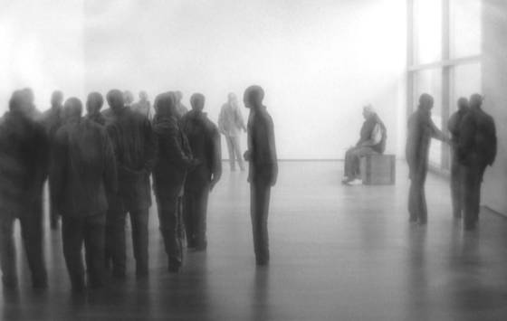 Lost_in_a_crowd