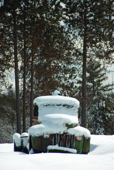 Truck_in_snow
