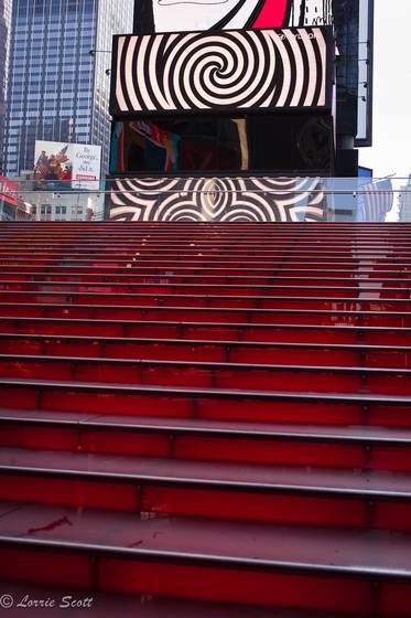 Red_in_new_york_2