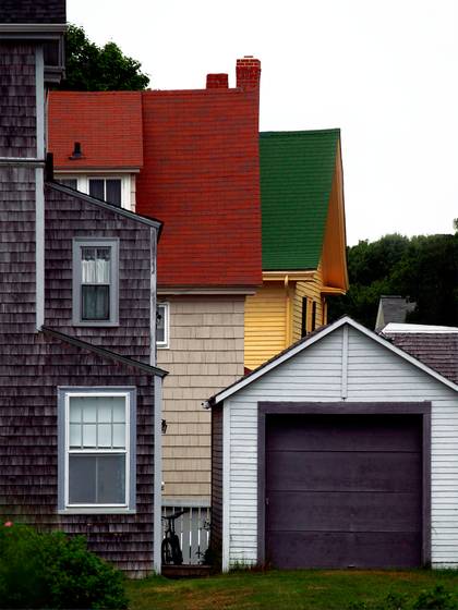 Garage_and_houses_kennebunk