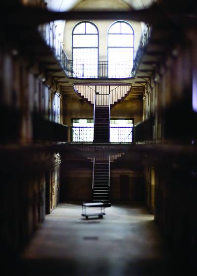 Miniature_view_building_interior