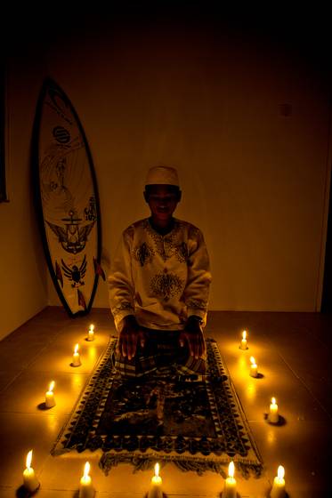 Muslim_surfer
