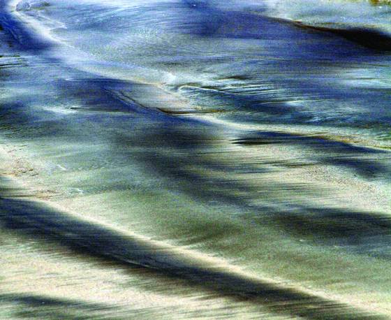Sand_in_motion