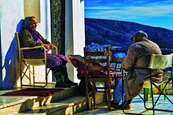 Old_caretaker_at_lykabettos