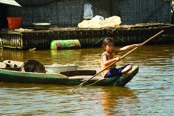 Little_boat_girl