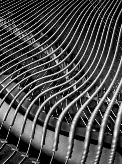 Piano_strings