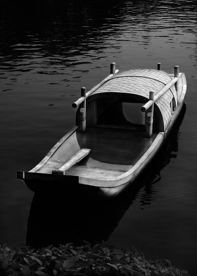 Concrete_boat