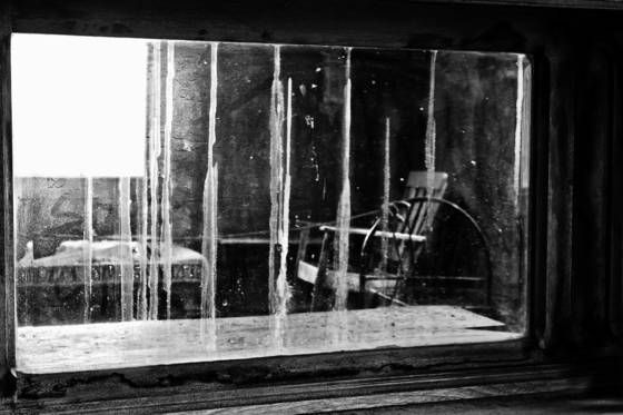 Through_the_looking-glass