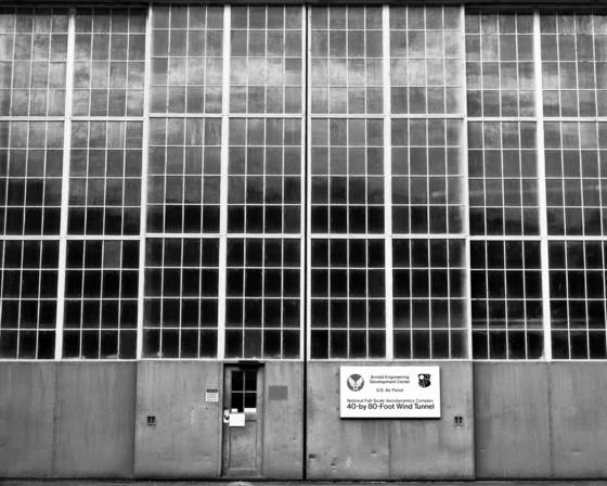Nasa_wind_tunnel_doors_with_clouds