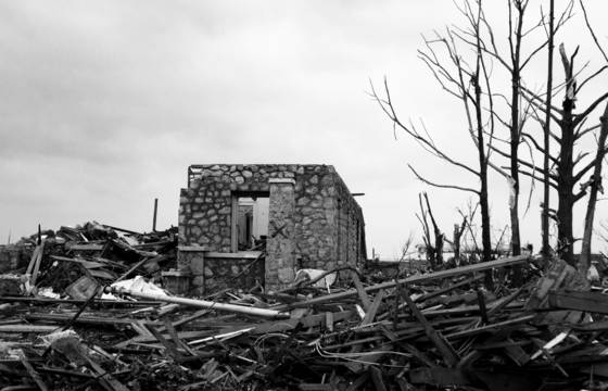 Tornado_damage_3