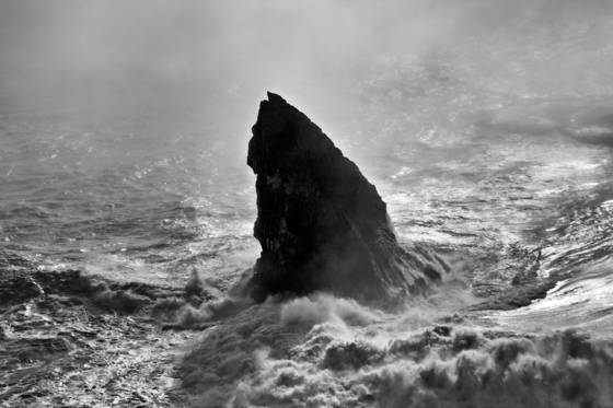 Solitary_figure