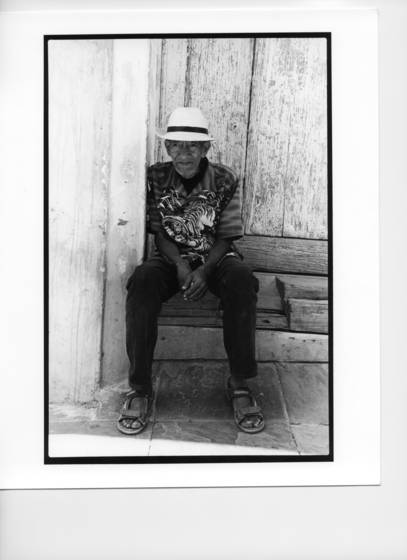 Man_on_bench