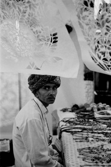 Indian_artisan
