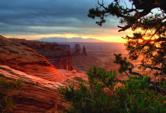 Washer_woman_arch_sunrise
