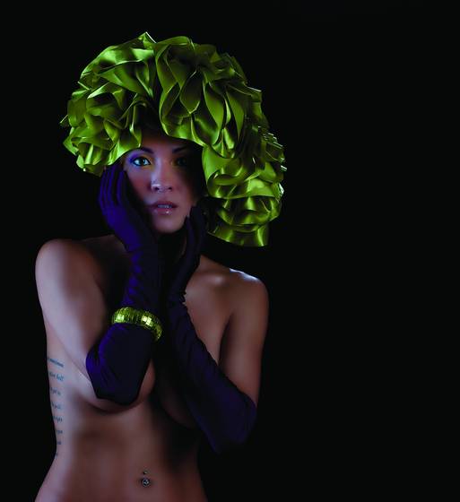 Purple_gloves