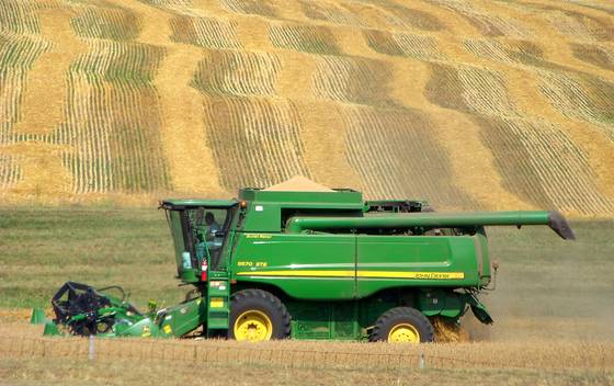 Nothing_runs_like_a_deere