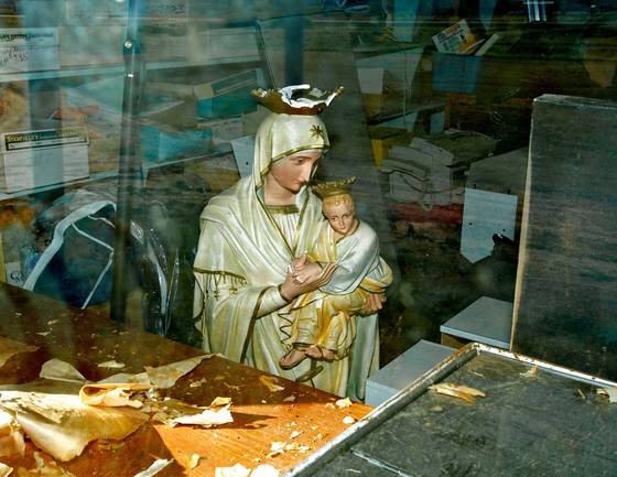 Madonna_sheltered