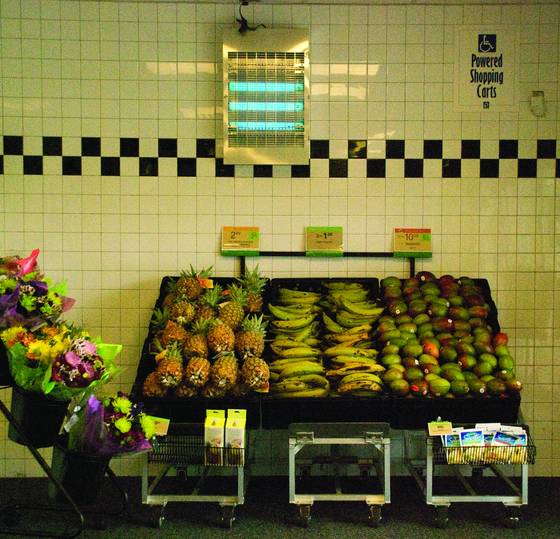 Grocery_store_entry