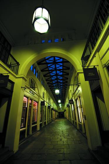 Covent_garden_corridor