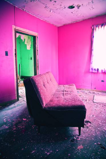 The_pink_sofa