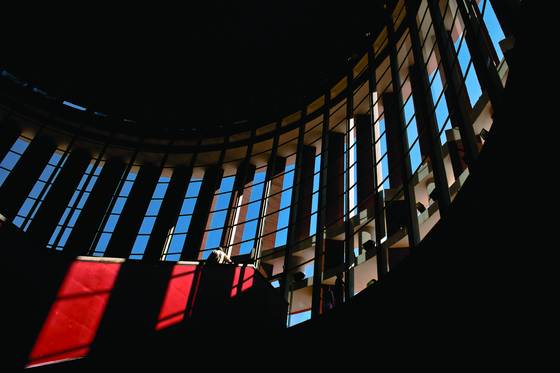Curved_windows