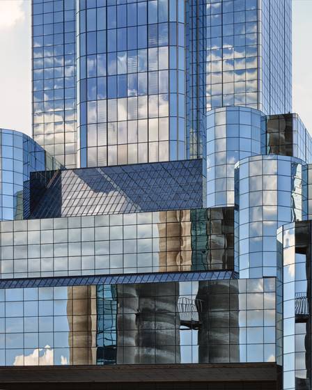 Dallas_skyline_reflection_xx