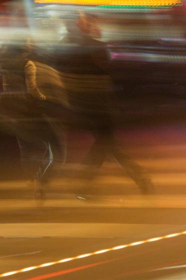 Shanghai_walkers