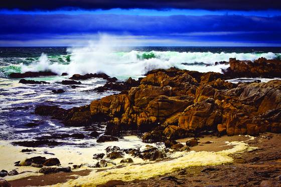 Stormy_seas_2