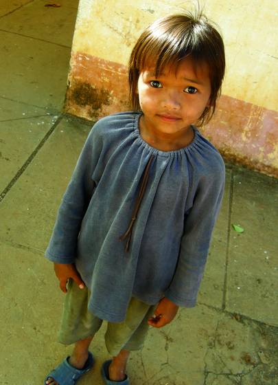 Abandoned_nameless_girl_-_nicknamed_hello