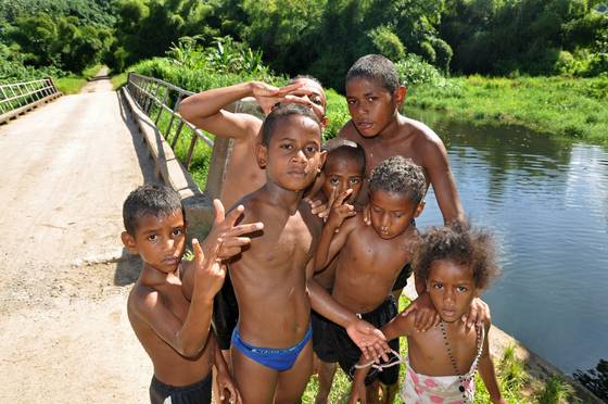 Fijian_kids